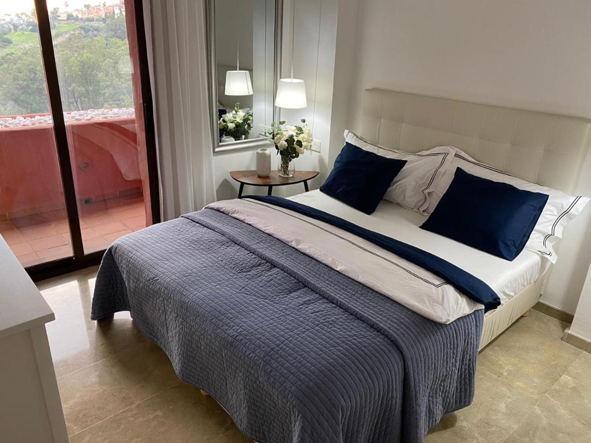 15 First Line Penthouse With Wonderful Seaview Near Duquesa Golf Manilva Andalucia Exterior foto